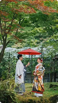 フォトウェディングの選択肢03｜日本庭園で和装撮影